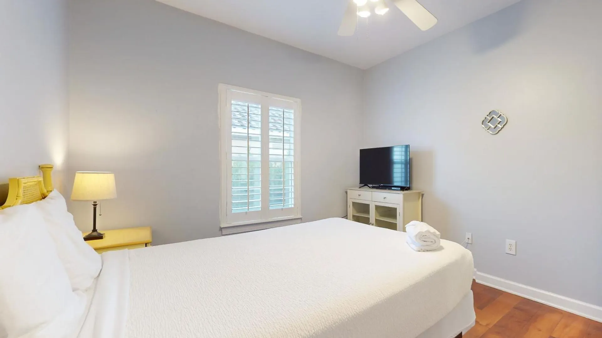 2 Bed 2 Bath Vacation Home In Destin 0*,