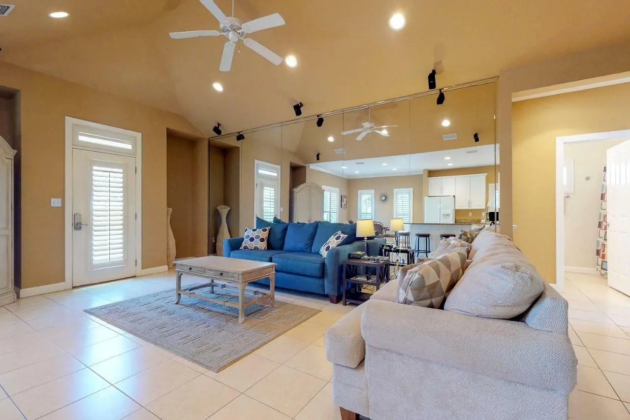 2 Bed 2 Bath Vacation Home In Destin 0*,